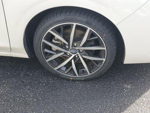 Crystal White Pearl 2024 Subaru Impreza Sport