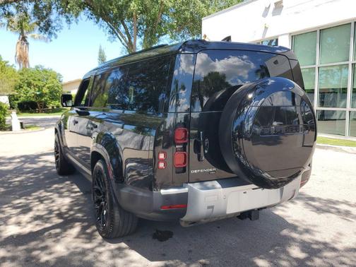Santorini Black Metallic 2023 Land Rover Defender 130 SE