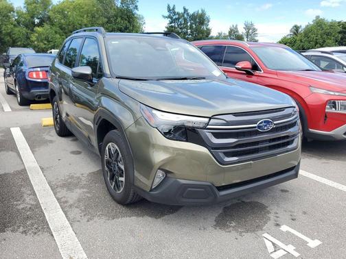 2025 Subaru Forester Premium