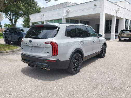 Wolf Gray 2021 Kia Telluride EX