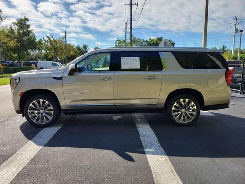 2021 GMC Yukon XL Denali