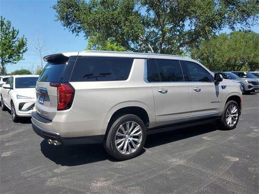 2022 GMC Yukon XL Denali