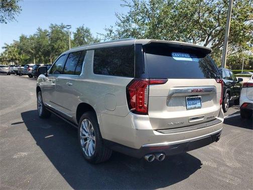 2022 GMC Yukon XL Denali