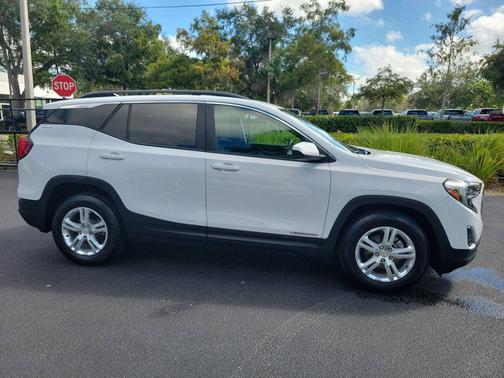 2021 GMC Terrain SLE