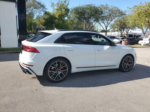 2023 Audi SQ8 4.0T Premium Plus