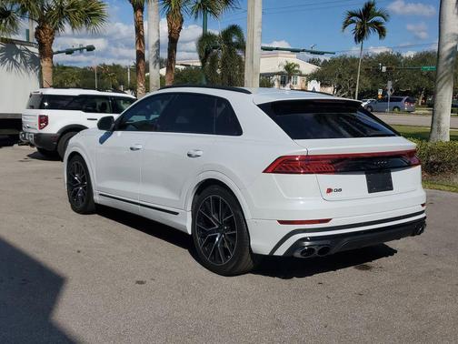 2023 Audi SQ8 4.0T Premium Plus