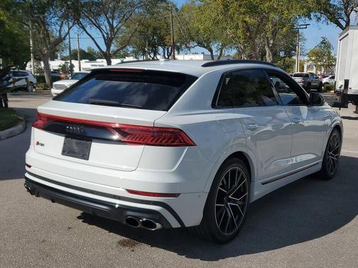 2023 Audi SQ8 4.0T Premium Plus