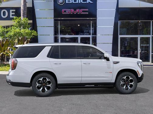 2026 GMC Yukon 4WD AT4