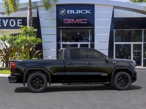 2025 GMC Sierra 1500 Elevation