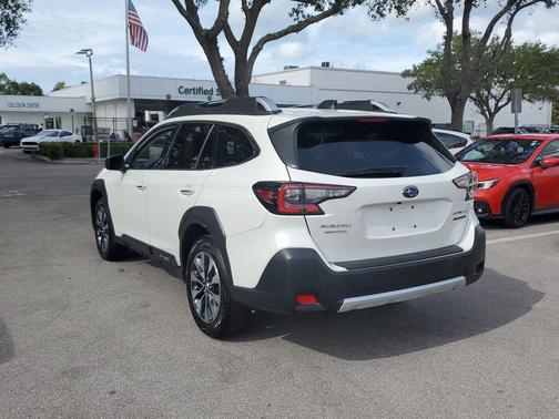 2024 Subaru Outback Touring XT