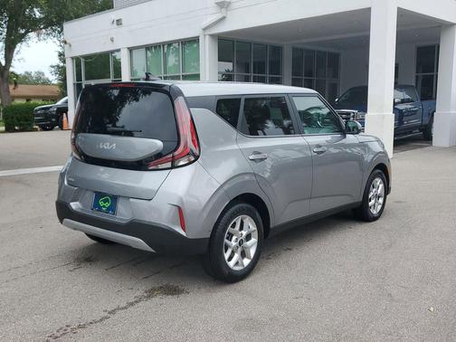 Steel Gray 2023 Kia Soul LX