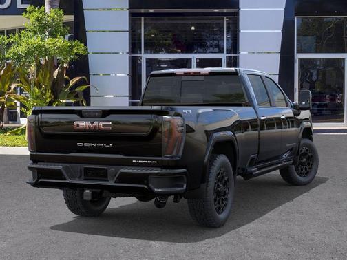 2025 GMC Sierra 3500 Denali