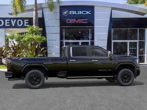 2025 GMC Sierra 3500 Denali
