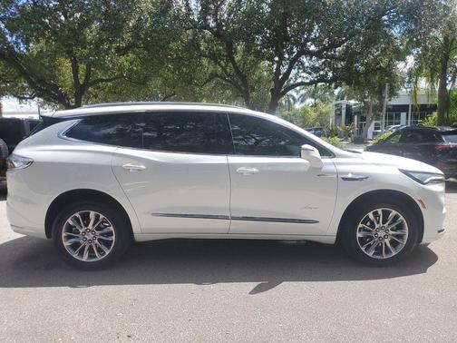2024 Buick Enclave Avenir FWD