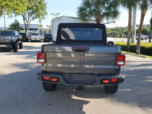 Granite Crystal Metallic Clearcoat 2023 Jeep Gladiator Mojave 4x4