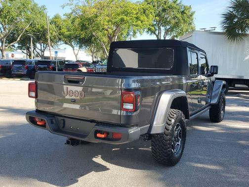 Granite Crystal Metallic Clearcoat 2023 Jeep Gladiator Mojave 4x4