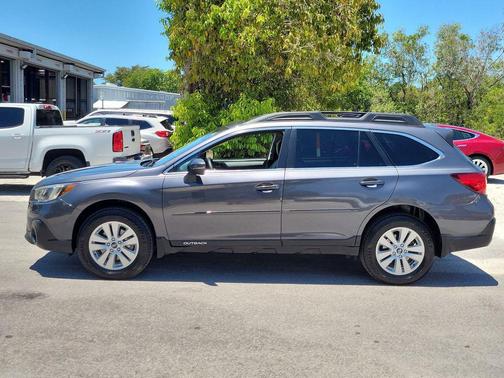 Magnetite Gray Metallic 2019 Subaru Outback 2.5i Premium