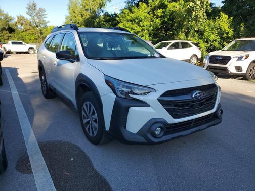 2023 Subaru Outback Base