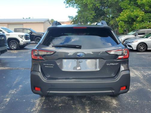 Magnetite Gray Metallic 2024 Subaru Outback Premium