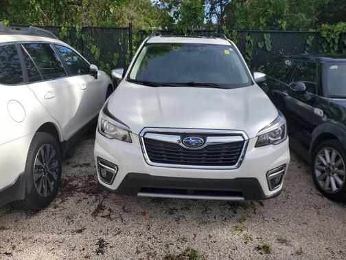 Crystal White Pearl 2020 Subaru Forester Touring