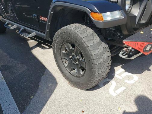 2021 Jeep Gladiator Mojave 4x4