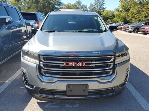 2023 GMC Acadia AWD AT4