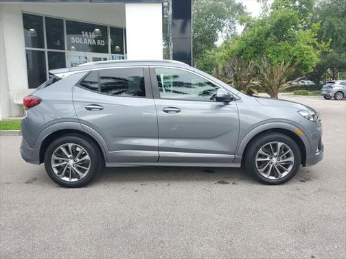 2022 Buick Encore GX Select