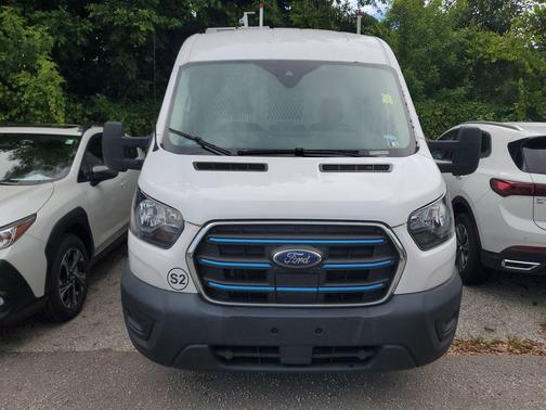 2022 Ford Transit-350 Base