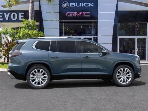 2025 GMC Acadia Denali