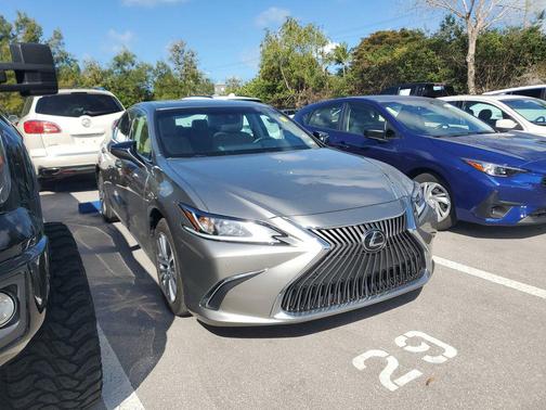 2020 Lexus ES 350 Base