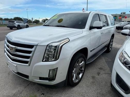 2017 Cadillac Escalade ESV Luxury