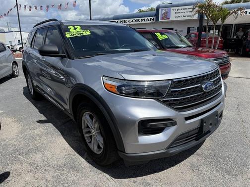 Iconic Silver Metallic 2022 Ford Explorer XLT