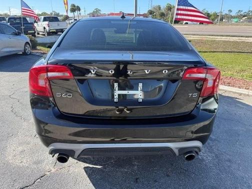 2017 Volvo S60 T5 Dynamic