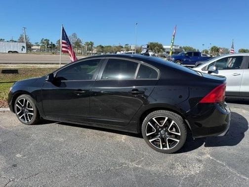 2017 Volvo S60 T5 Dynamic