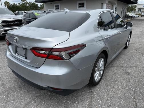 Celestial Silver Metallic 2022 Toyota Camry LE
