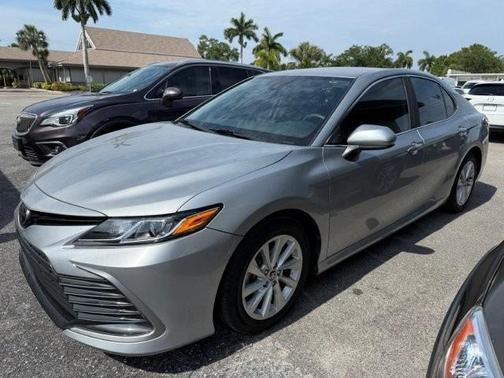 Celestial Silver Metallic 2022 Toyota Camry LE