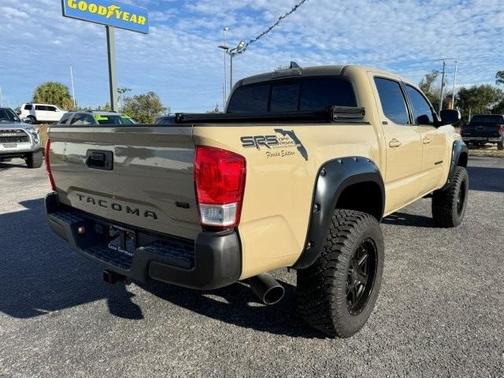 2017 Toyota Tacoma SR5