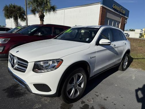 2016 Mercedes-Benz GLC 300 Base