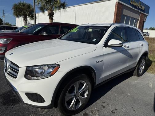 2016 Mercedes-Benz GLC 300 Base