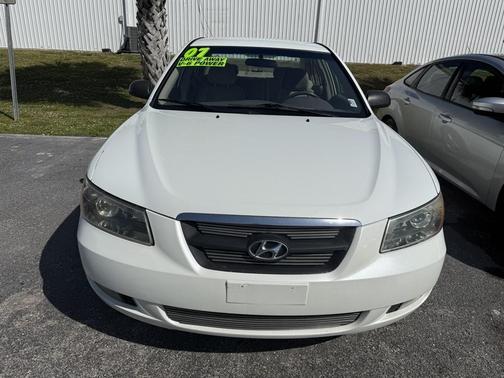 White 2007 Hyundai SONATA SE