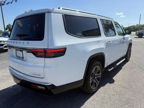 Bright White Clearcoat 2024 Jeep Wagoneer L Series II 4x4