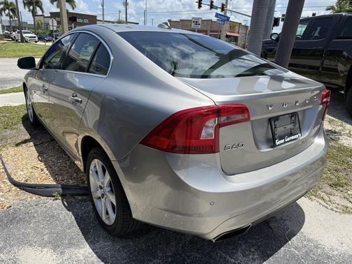 Seashell Metallic 2016 Volvo S60 T5 Premier