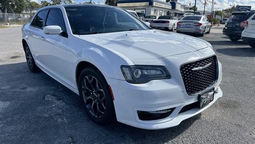 2018 Chrysler 300 S