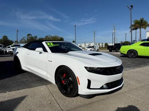 2022 Chevrolet Camaro RWD Convertible LT1