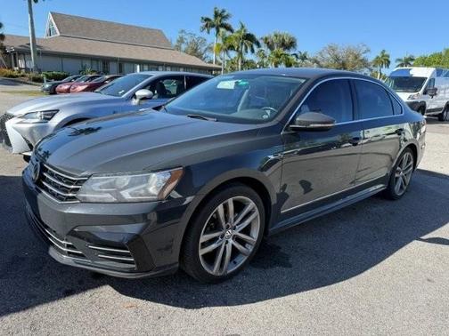 2017 Volkswagen Passat 1.8T R-Line w/Comfort