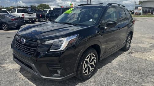 Crystal Black Silica 2023 Subaru Forester Premium
