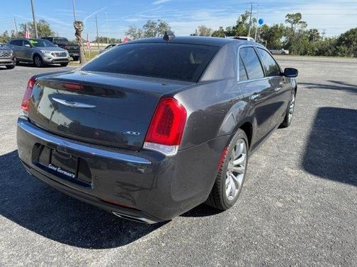 2019 Chrysler 300 Limited