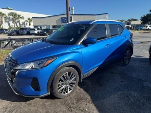 2023 Nissan Kicks SV
