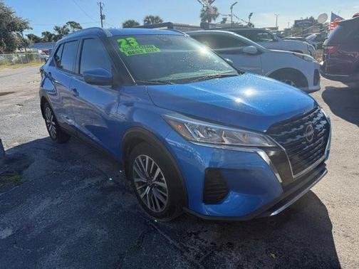 2023 Nissan Kicks SV