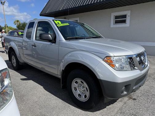 Brilliant Silver Metallic 2019 Nissan Frontier S